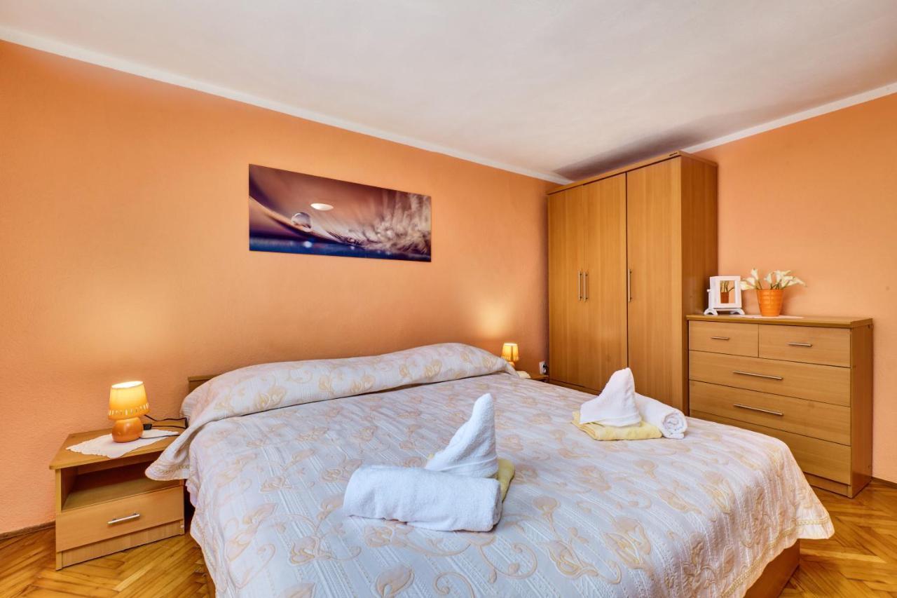 Apartments Ljubica Veli Losinj Bagian luar foto