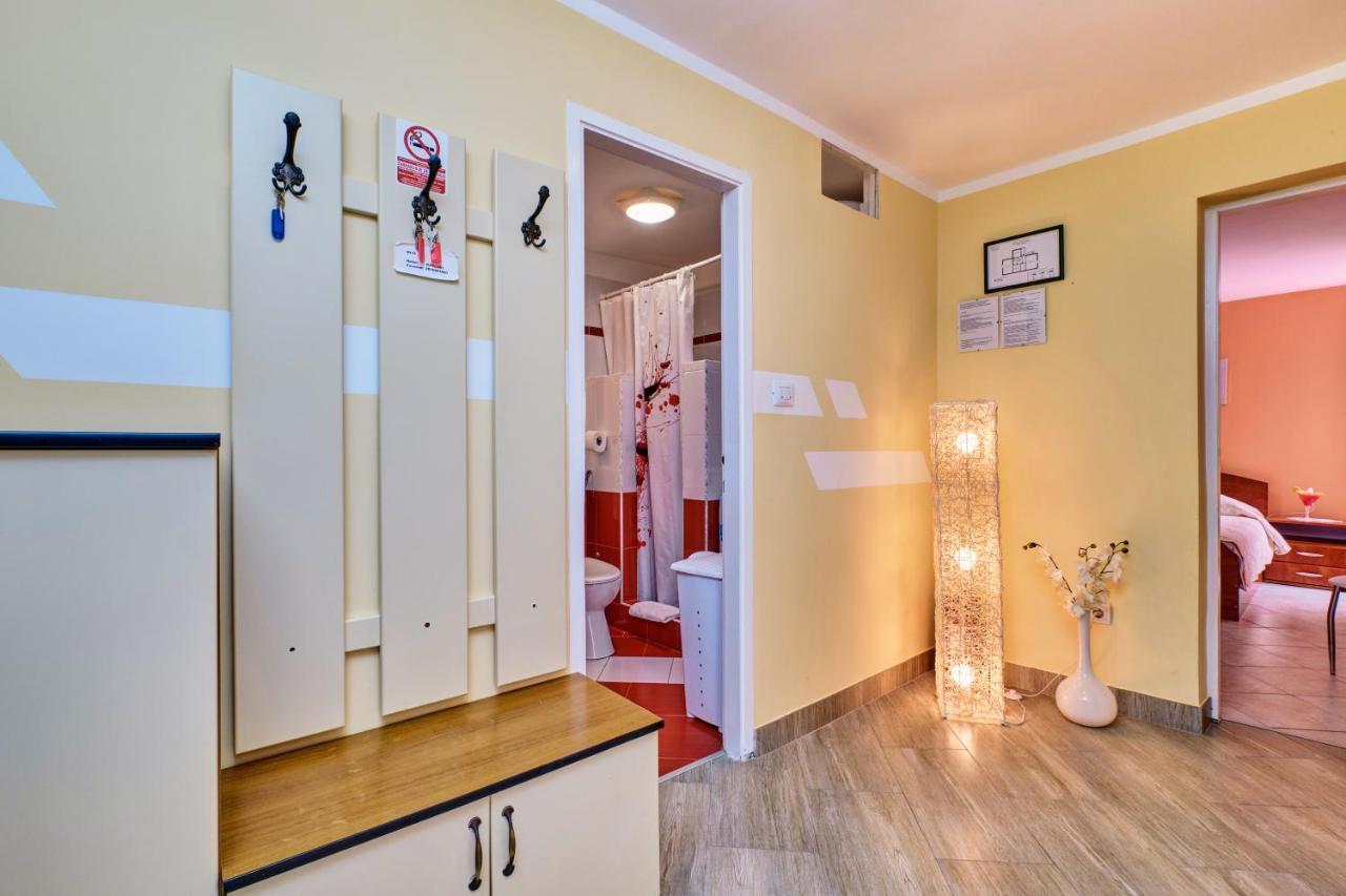Apartments Ljubica Veli Losinj Bagian luar foto