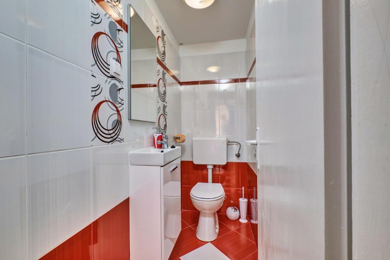Apartments Ljubica Veli Losinj Bagian luar foto